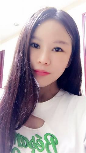 一直都想全脸填充脂肪!全脸几乎都凹陷!苹果肌打过玻尿酸!
