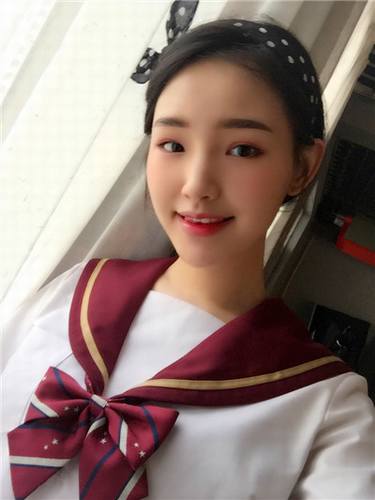 姐妹们较近过的怎么样?哈哈哈,还是让姐妹们看看我的变美案例吧!谁叫我是爱美的人儿呢!姐妹们可不要介意的图多哦!图很多,流量狗不怕的就敬请随意看~~~