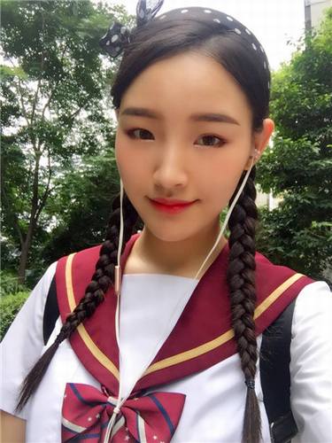 姐妹们较近过的怎么样?哈哈哈,还是让姐妹们看看我的变美案例吧!谁叫我是爱美的人儿呢!姐妹们可不要介意的图多哦!图很多,流量狗不怕的就敬请随意看~~~