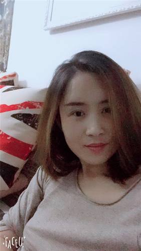我终于有双眼皮啦!!眼睛变得炯炯有神了~~这个圣诞节可以美美的过了哈哈~~~