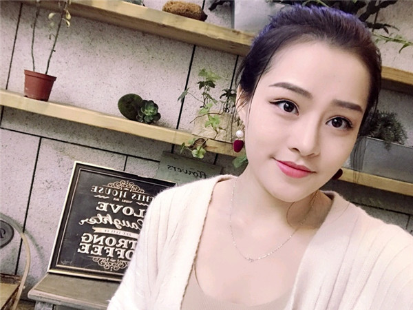 宝宝们,以前我一直觉得自己是丑小鸭,但是自从做了微整后,好多人都向我表白O(∩_∩)O哈哈~,来看看我的经历吧!说不定对你很有帮助呦