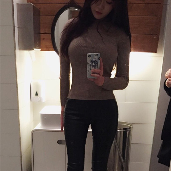 漂亮的小仙女们,来看看我的胸部成长史吧!我做的是自体脂肪填充胸部哦,大家进来交流下吧