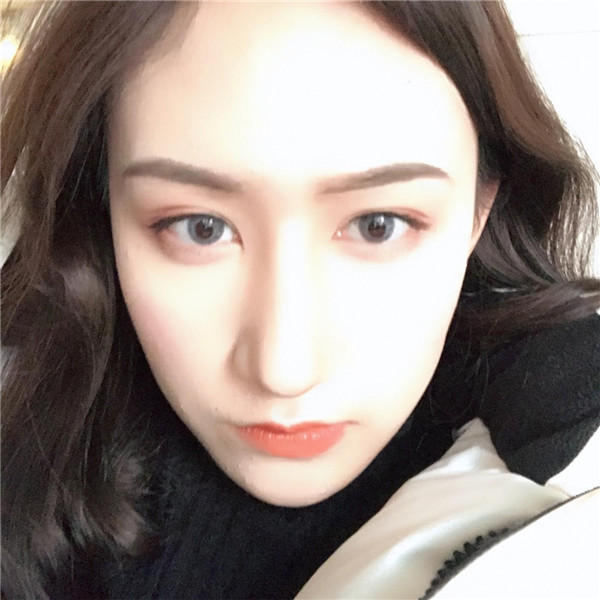 冬天好冷啊,美女们进来看看我的假体隆鼻案例吧!对了较近有个佛系游戏 养娃 大家有没有玩过阿