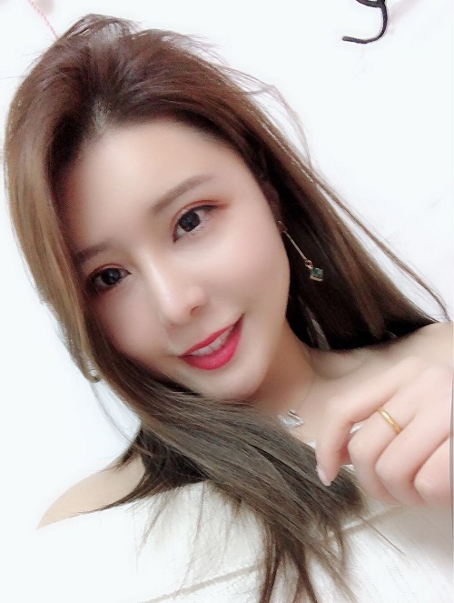 漂亮鼻子，侧颜杀