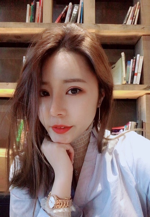 漂亮鼻子，侧颜杀