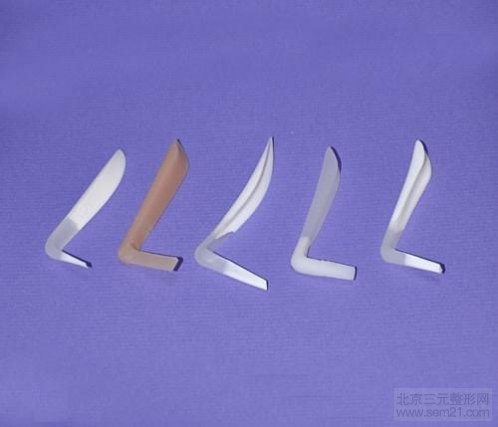 隆鼻用的硅胶假体 隆鼻用的硅胶假体