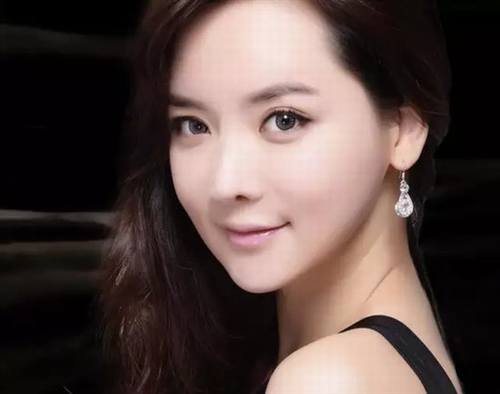 自体脂肪填充卧蚕怎么样？多少钱？