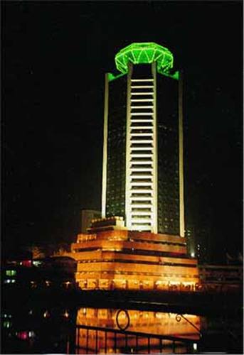 脂肪填充面部,让我再次体验了蜕变的感觉有多美妙!!!想要变美的女生看过来,给你们分享我的变美经历啦~~~~