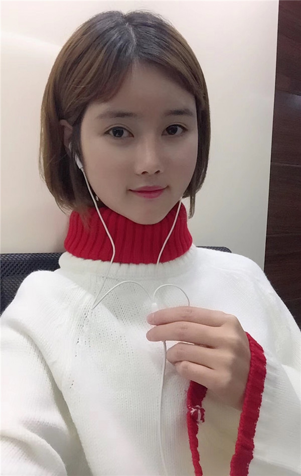 宝宝们,我来分享一下我的自体脂肪填充额头苹果肌,丰太阳穴的经历吧!有很多不懂得地方,希望你们可以多多给我变美的小妙招哦~~~