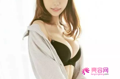 海口华美隆胸怎么样?价格案例分享
