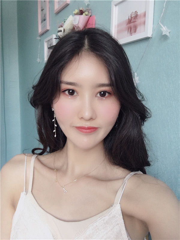 天津知妍医疗刘雪涛脂肪丰卧蚕怎么样?价格案