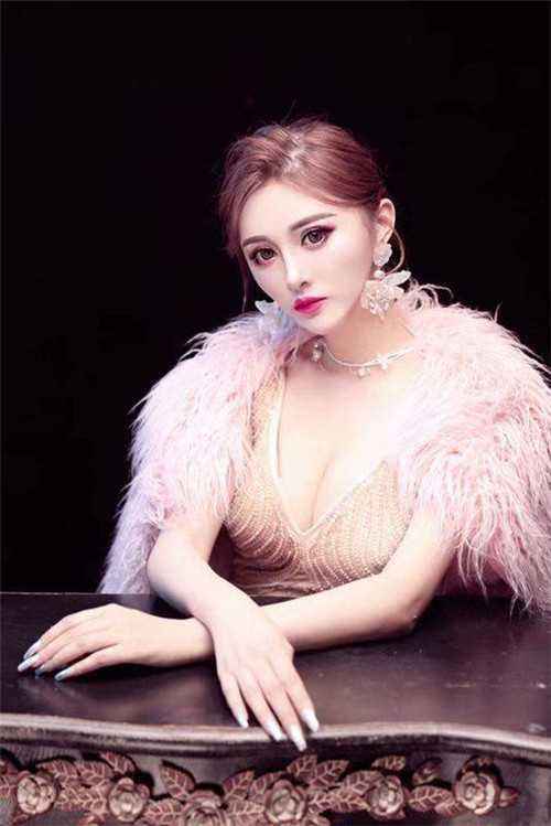 上海时光张晶隆胸怎么样?案例,价格,口碑