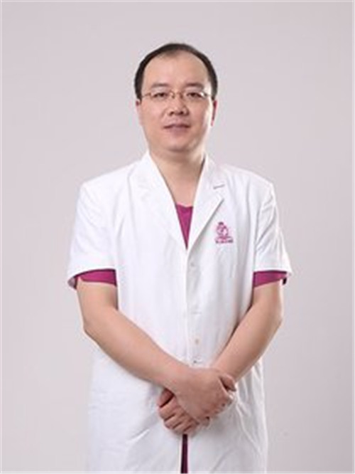 上海伊莱美邱文苑隆胸怎么样?案例_价格