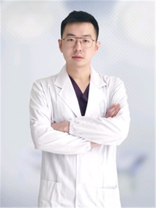 上海安缦刘思达吸脂怎么样?案例_价格口碑