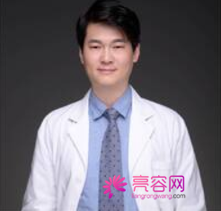 2021上海九院整形价格（价目表）医生专家|光子嫩肤案例