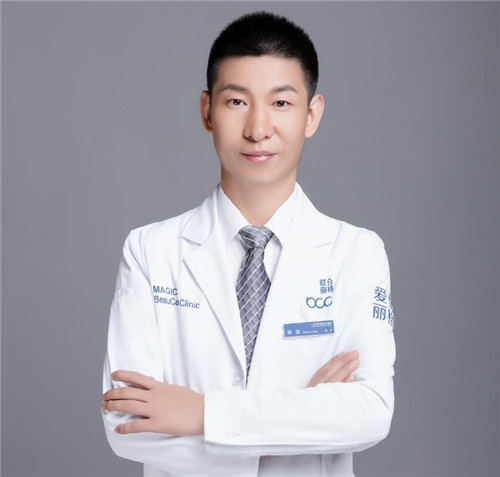 北京爱悦丽格陈波割双眼皮怎么样?案例_价格