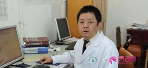 青海省人民医院口腔科专家号都有那些呢？价格贵不贵呢？