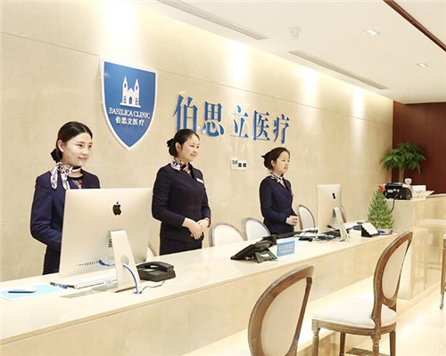 上海伯思立徐晓斐割双眼皮怎么样?案例_价格