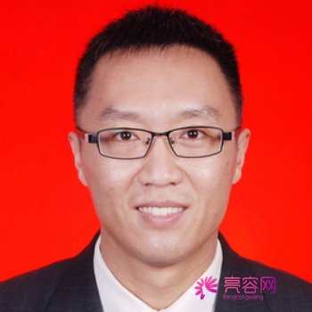 长沙口腔医院挂号网上预约方式，专家团队信息及牙齿矫正真实果