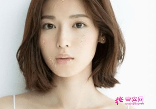 石原里美三吉彩花成为新宠儿，明星脸的她们可以走多远