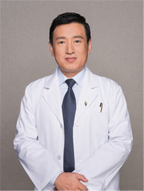 北京叶子李明隆胸怎么样?多少钱_案例_口碑