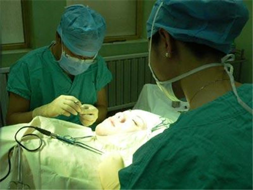 北京鼻祖赵连阁隆鼻怎么样?多少钱_案例_口碑
