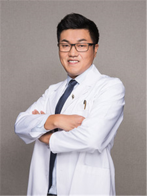 北京叶子洪春隆鼻怎么样?多少钱_案例_口碑