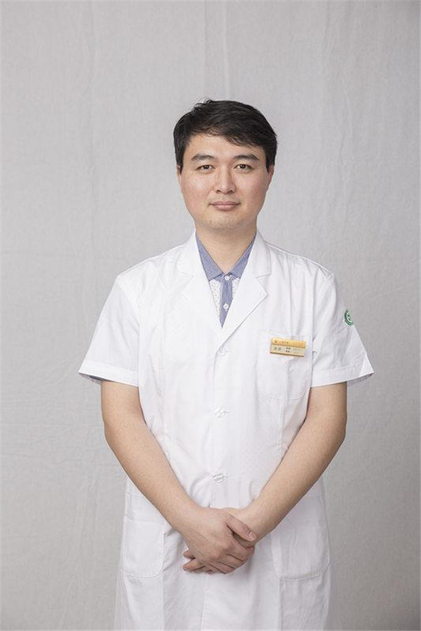 上海华美张朋抽脂术后果怎么样?案例_价格